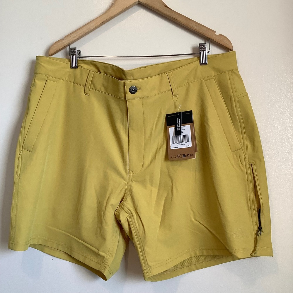 The North Face‎ Rolling Sun Shorts Mens 40 Yellow Silt FlashDry NF0A3T2Q Q0A-40